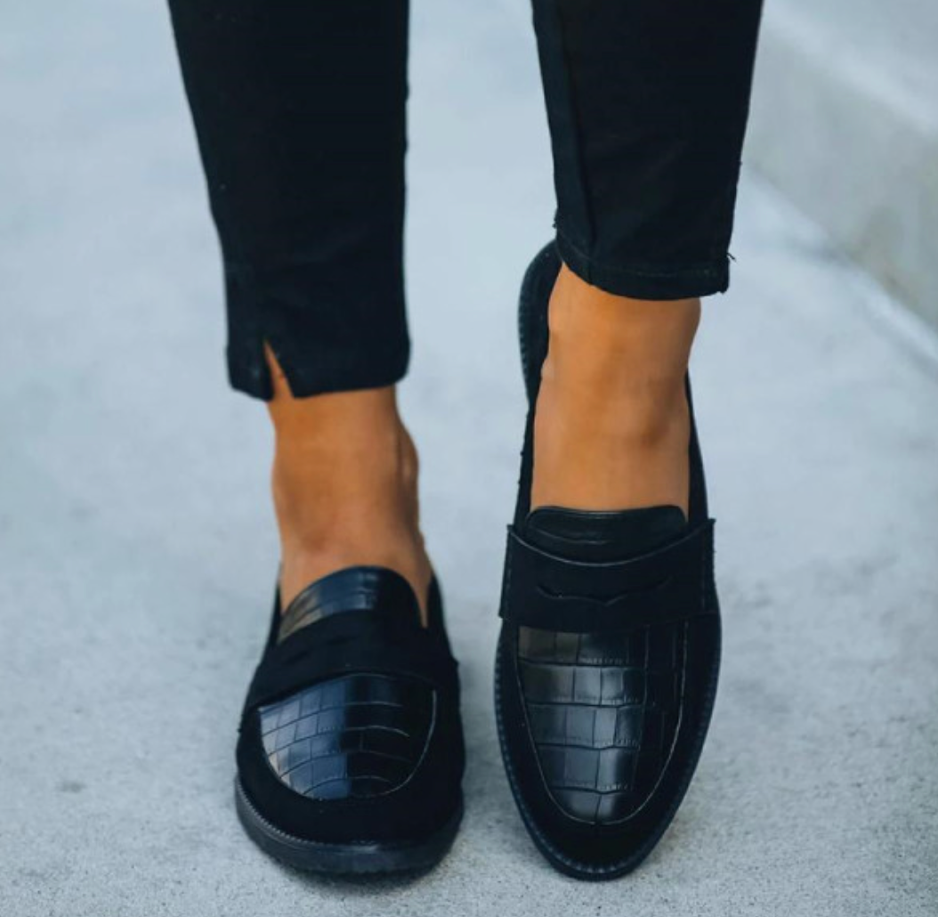 Women’s Classic Loafers Slip On