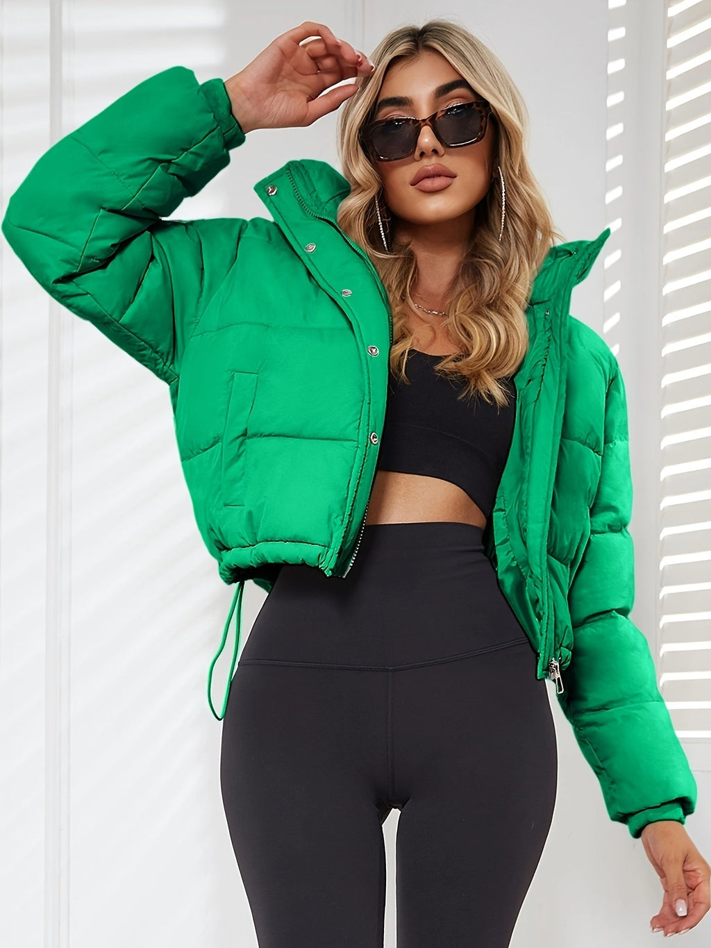Women’s Cropped Puffer Jacket Long Sleeve